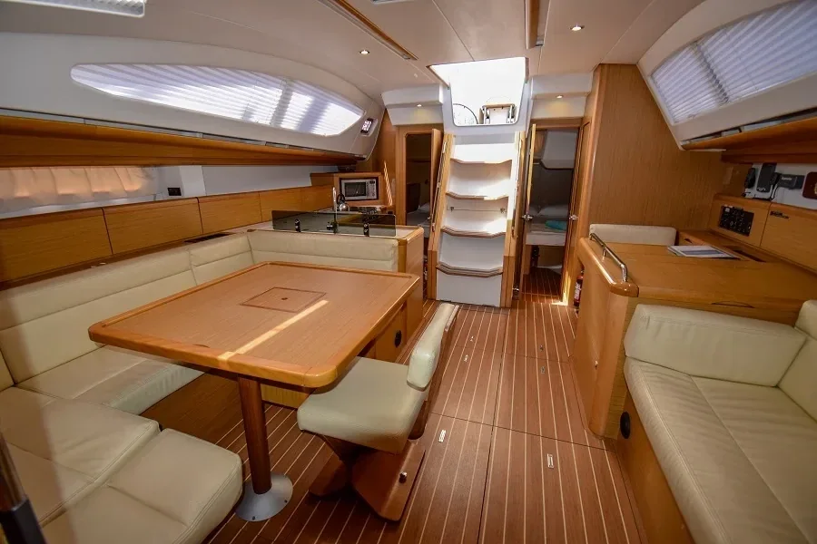 Yacht JEANNEAU Sun Odyssey 50 DS - Eleven - Foto 1