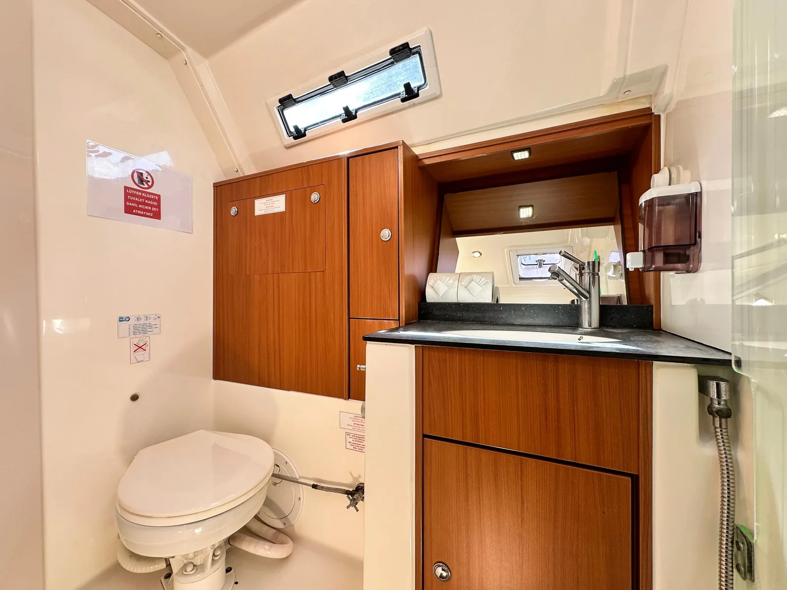 Yacht BAVARIA Cruiser 40 - Spark - Foto 1