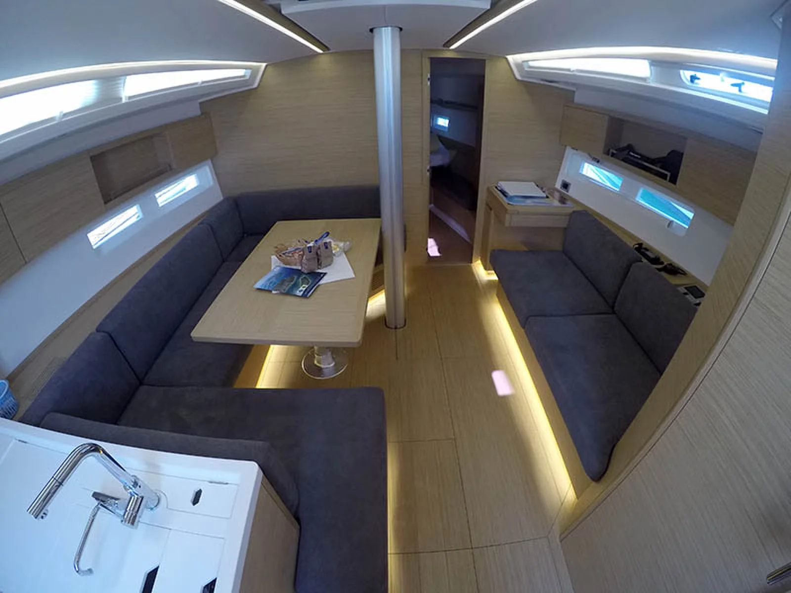 Yacht GRAND SOLEIL 44 Performance - Sportski Vuk 44 - Foto 1