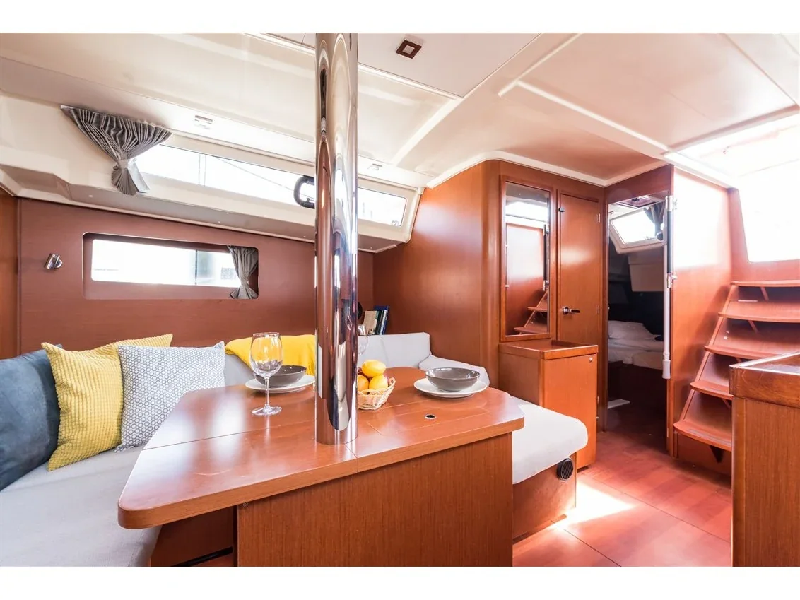 Yacht BENETEAU Oceanis 41.1 - Sparkling