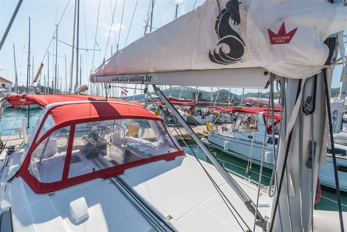 Yacht BENETEAU Oceanis 41.1 - Sparkling - Foto 1