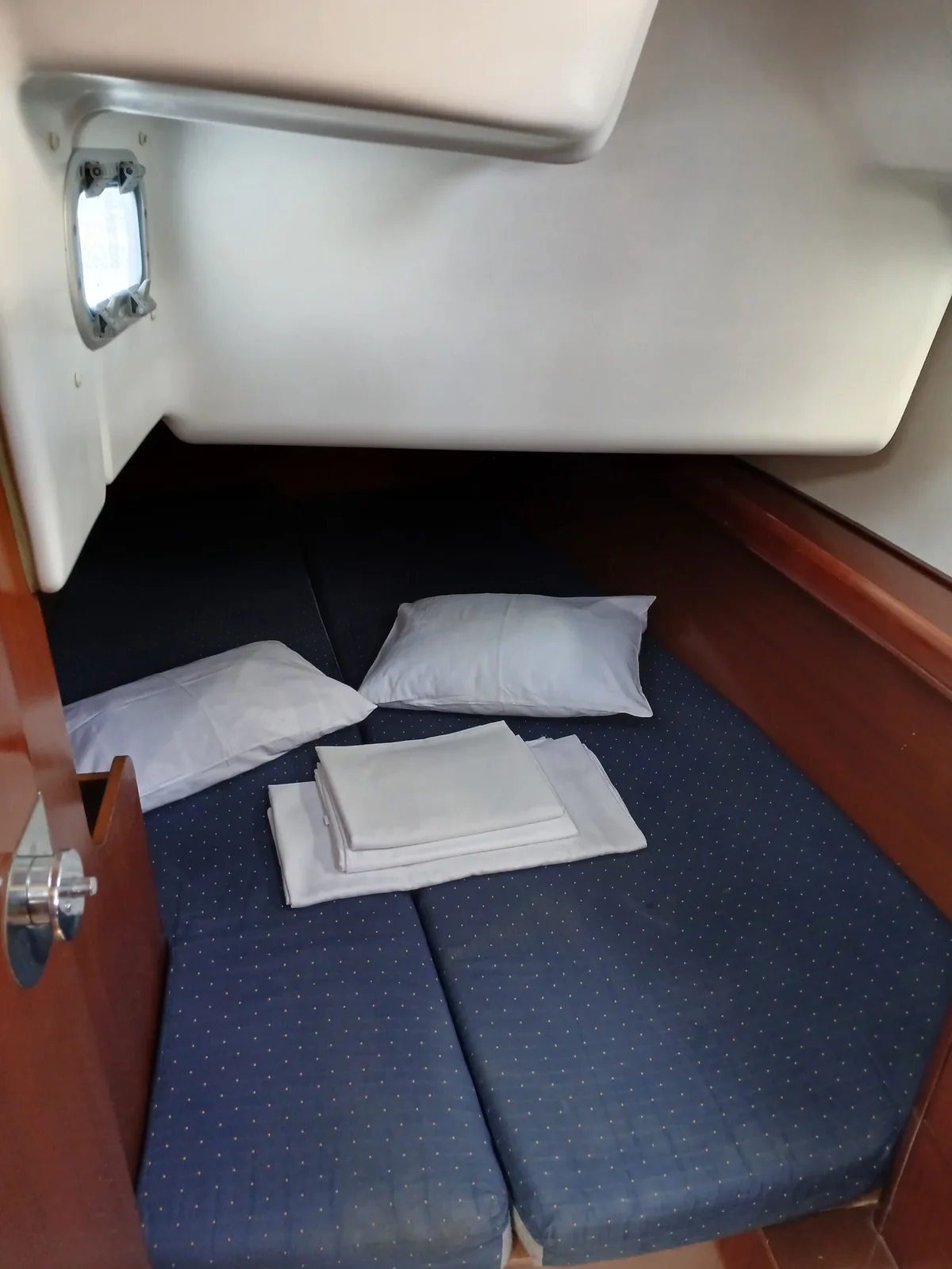 Yacht BENETEAU Oceanis 331 - Grdelin - Foto 1