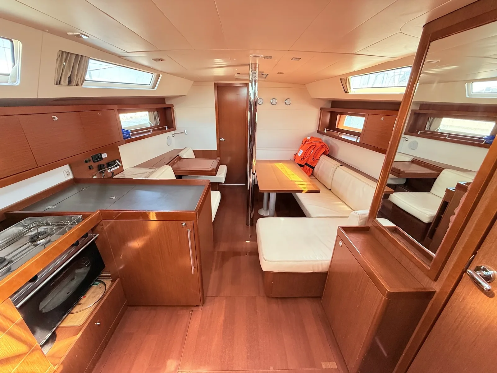 Yacht BENETEAU Oceanis 41 - Slunicko - Foto 11