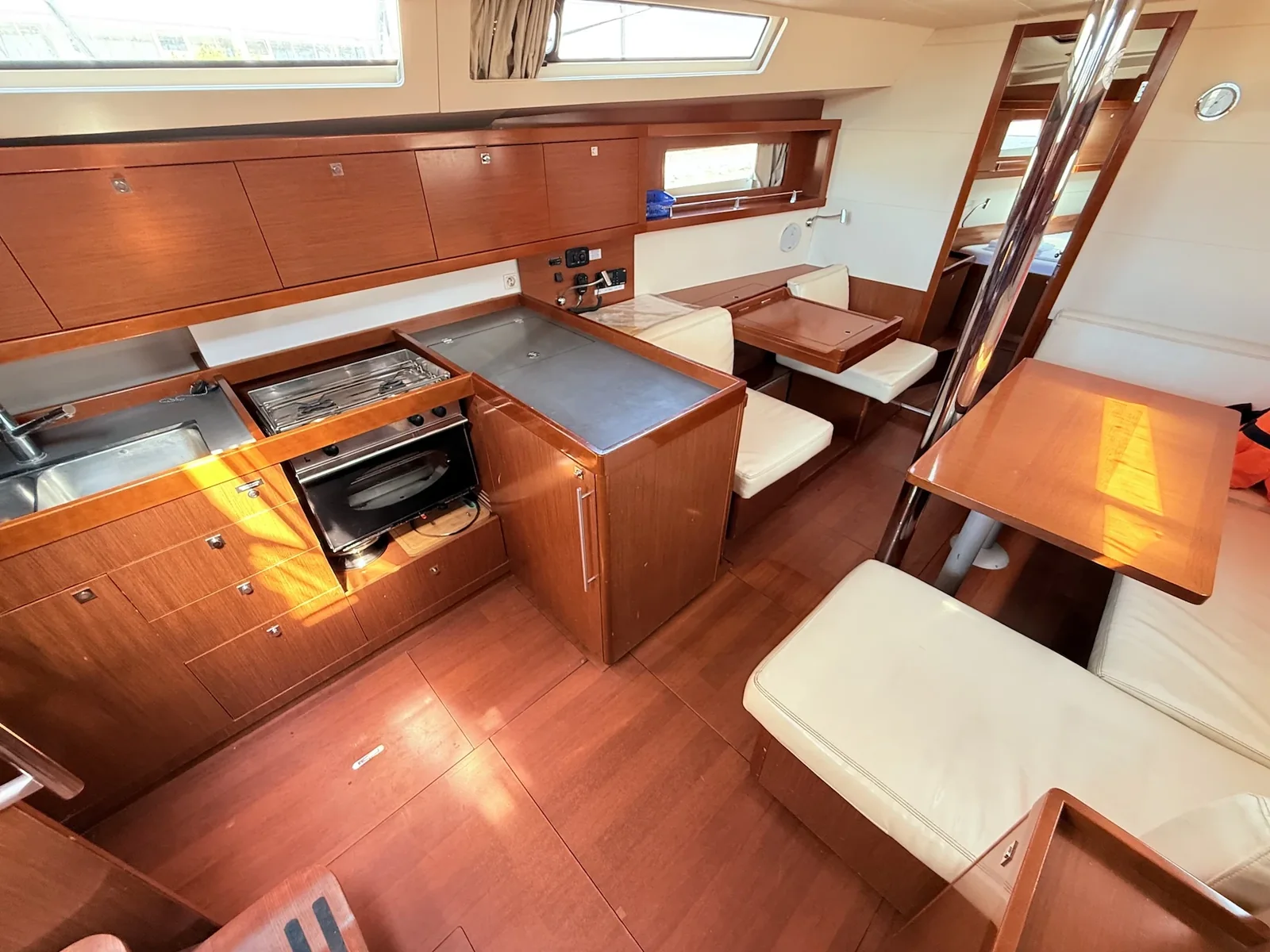 Yacht BENETEAU Oceanis 41 - Slunicko - Foto 13