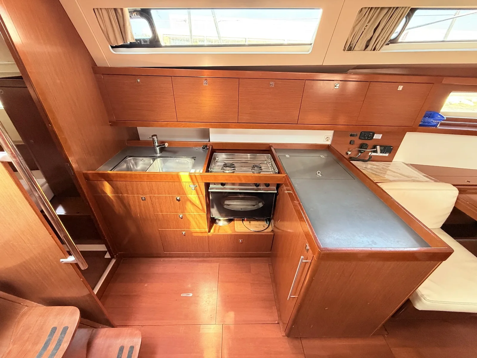 Yacht BENETEAU Oceanis 41 - Slunicko - Foto 15