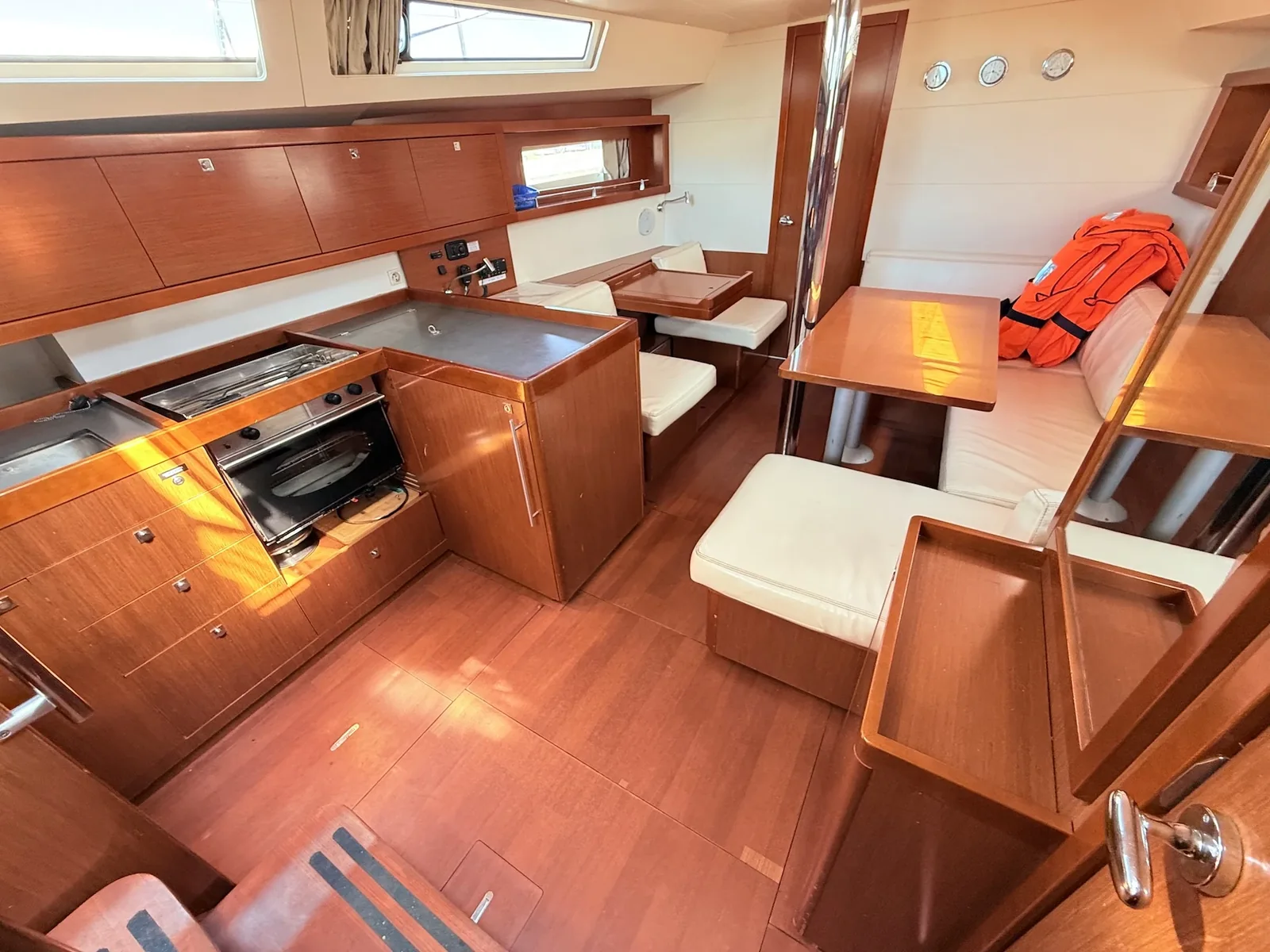 Yacht BENETEAU Oceanis 41 - Slunicko - Foto 25