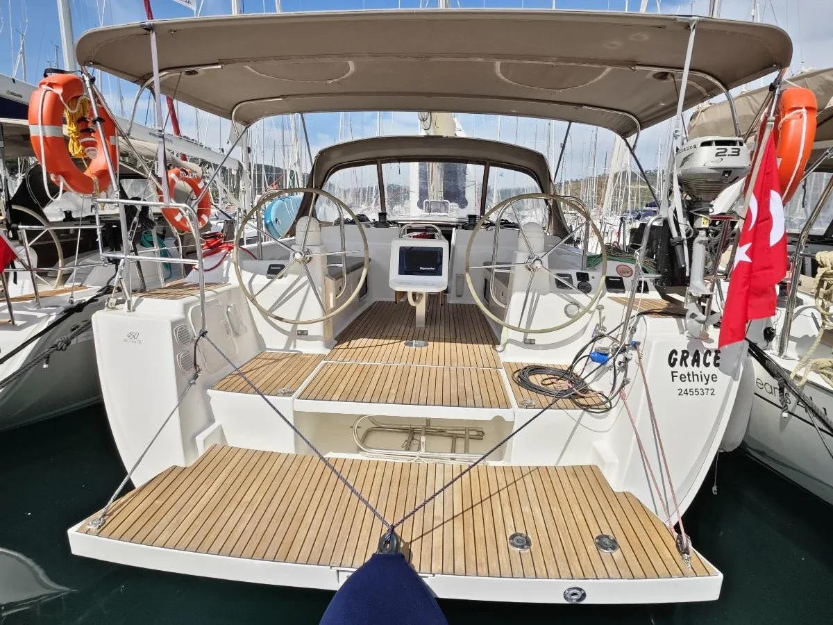 Yacht DUFOUR 450 Grand Large - Grace - Foto 19