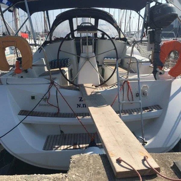 Yacht JEANNEAU Sun Odyssey 36i - Dione - Foto 1