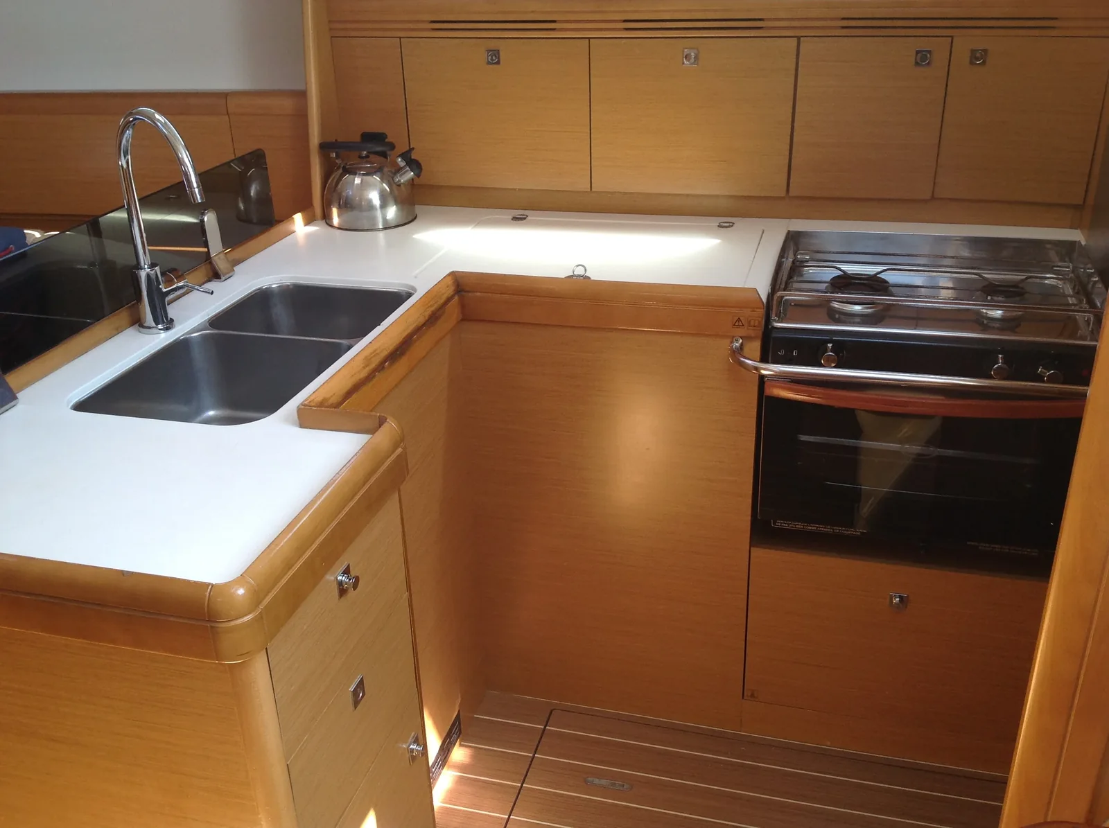 Yacht JEANNEAU Sun Odyssey 42i - Gemini - Foto 1