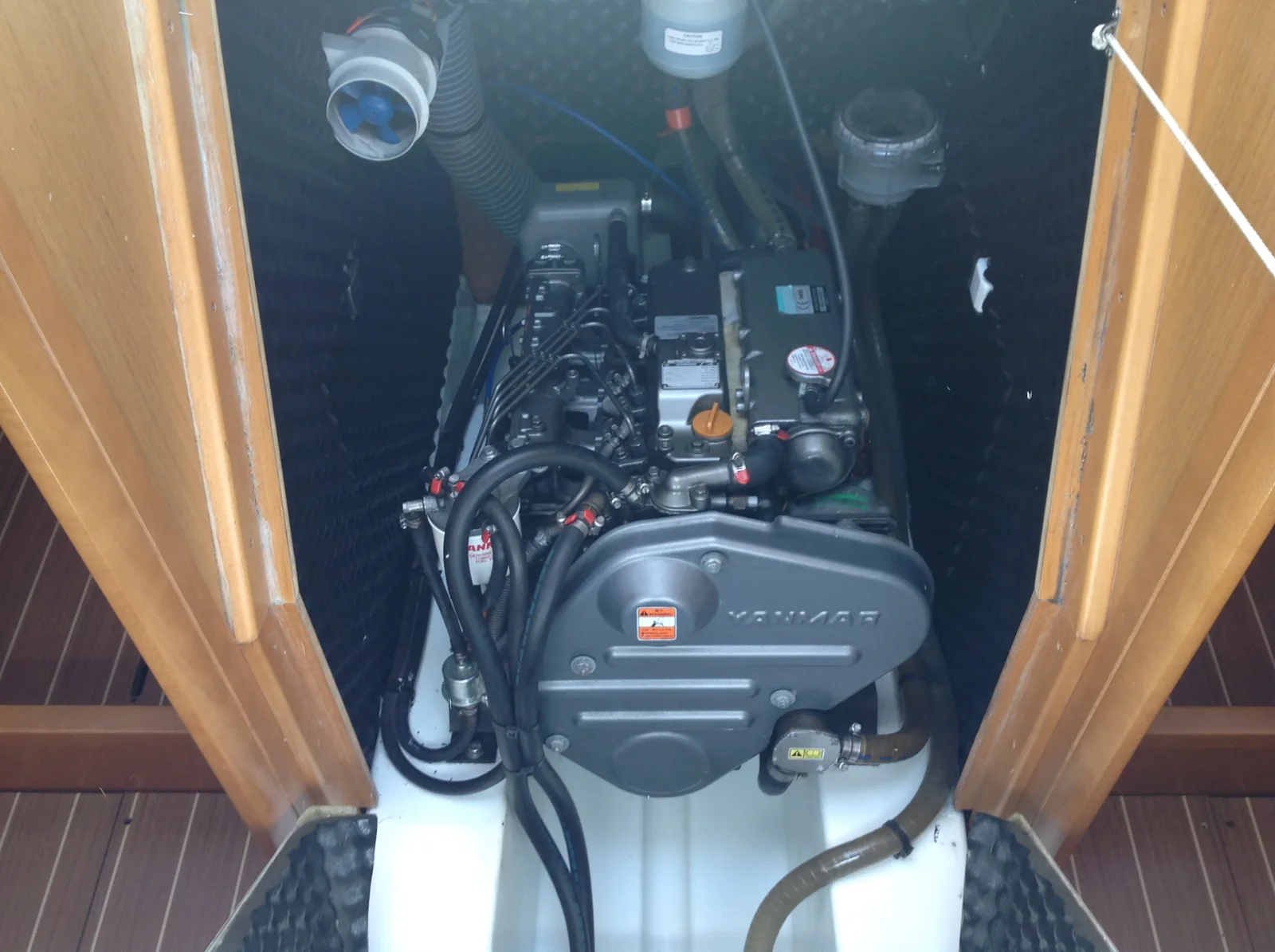 Yacht JEANNEAU Sun Odyssey 42i - Gemini - Foto 1