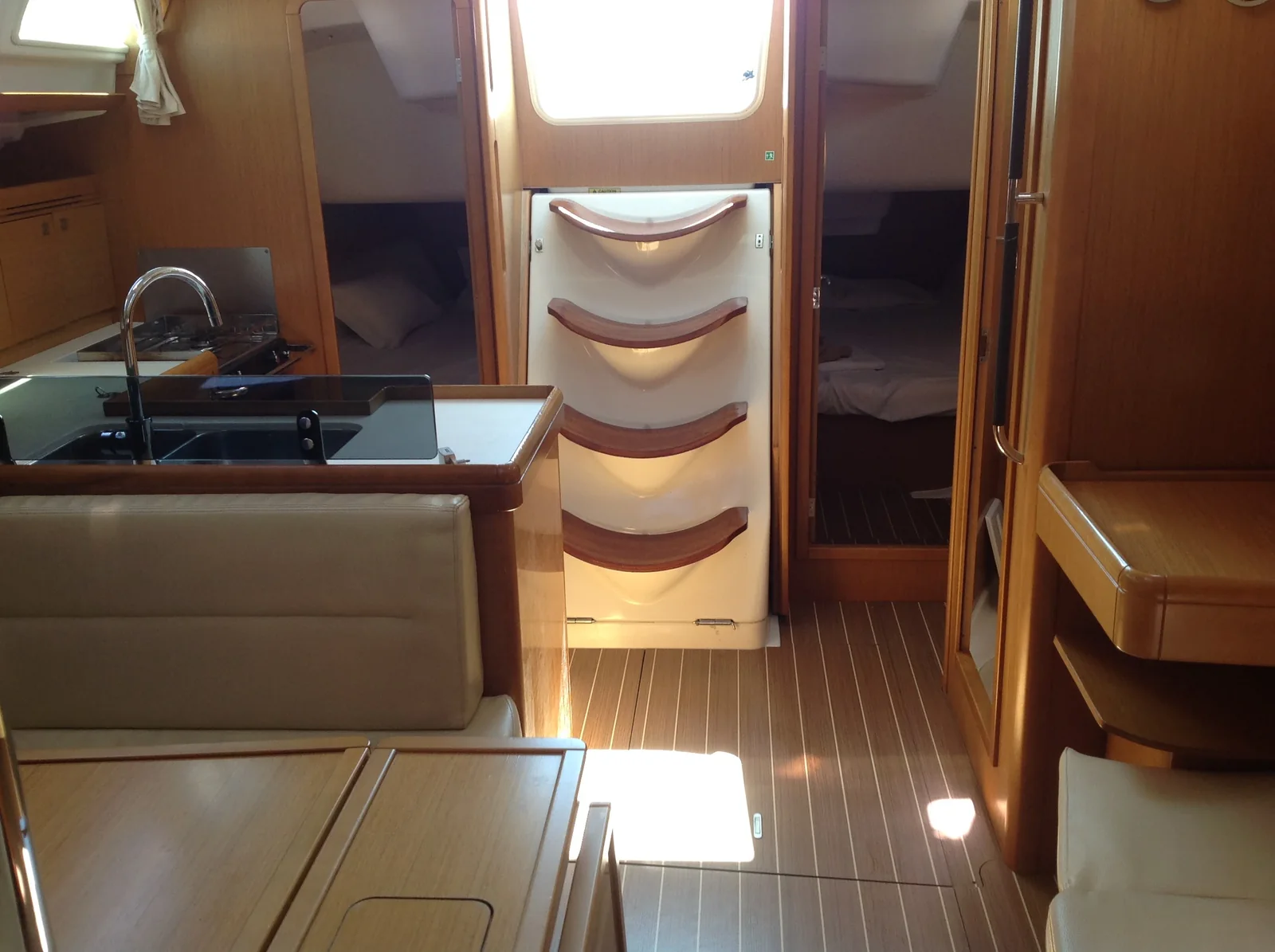Yacht JEANNEAU Sun Odyssey 42i - Gemini - Foto 1