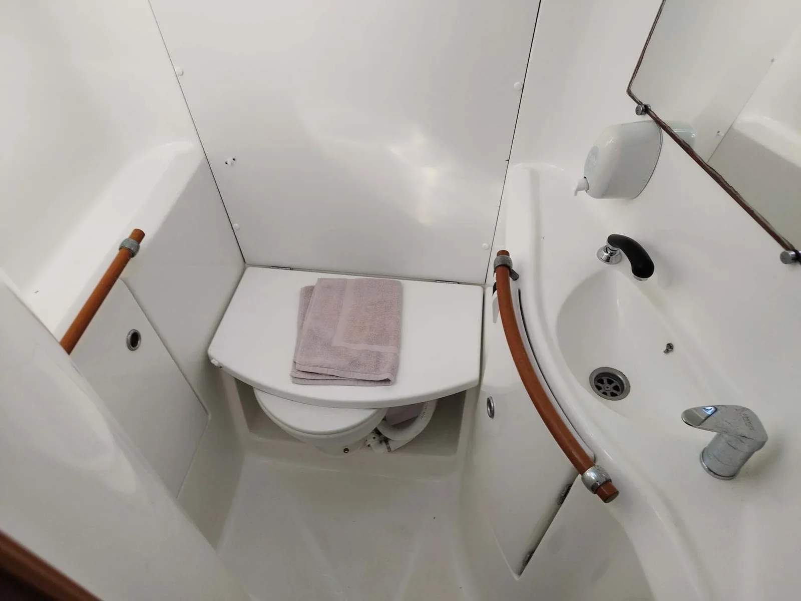 Yacht BENETEAU Oceanis 393 Clipper - Athina - Foto 1