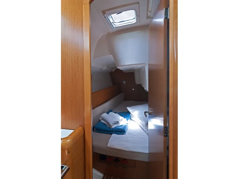 Yacht JEANNEAU Sun Odyssey 33i - Buena Suerte - Foto 1