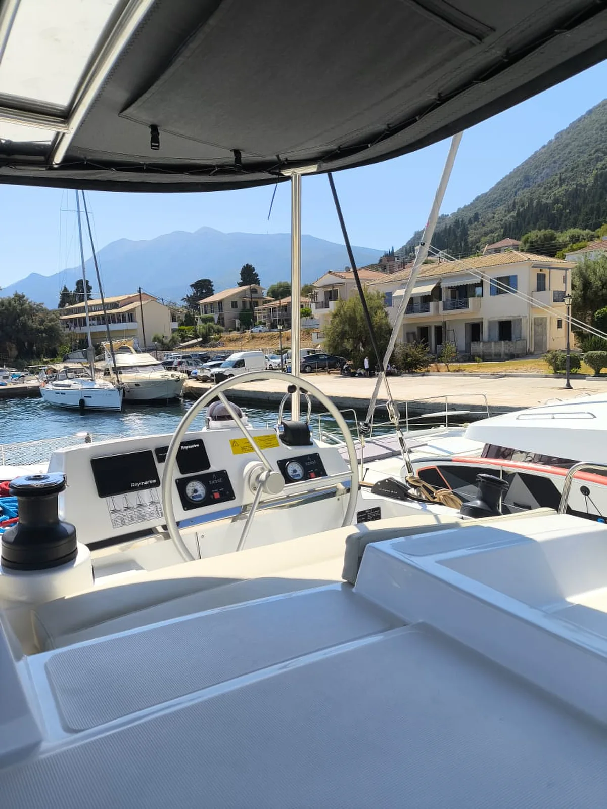 Yacht CATANA Bali 4.2 - My Santa Irini - Foto 1