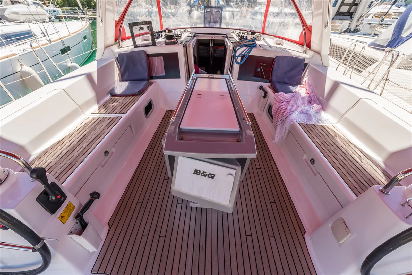 Yacht BENETEAU Oceanis 48 - Ultra Dubrovnik - Foto 1
