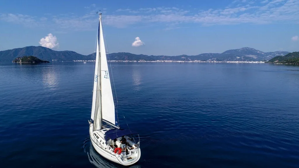 Yacht JEANNEAU Sun Odyssey 37 - Kacamak - Foto 1