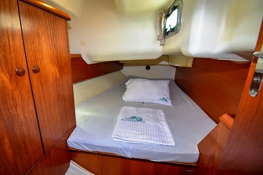 Yacht JEANNEAU Sun Odyssey 37 - Kacamak - Foto 1