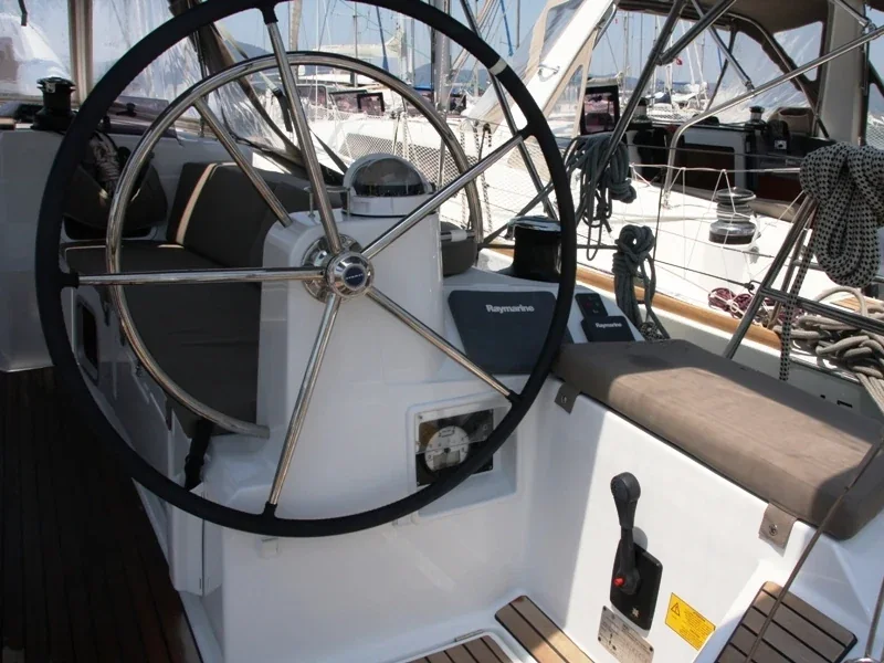 Yacht JEANNEAU Sun Odyssey 479 - Sky Selin - Foto 1