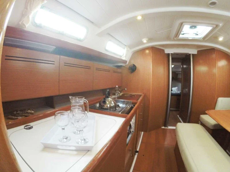 Yacht BENETEAU Cyclades 43.4 - Zephyros - Foto 1