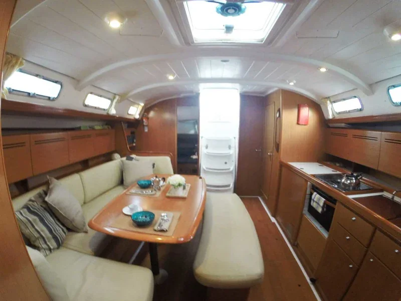 Yacht BENETEAU Cyclades 43.4 - Zephyros - Foto 1