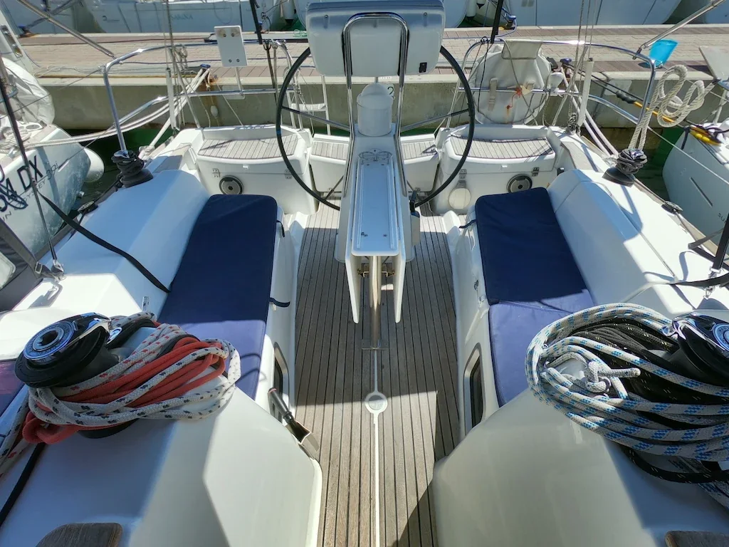Yacht JEANNEAU Sun Odyssey 36i performance - Bliksem - Foto 1