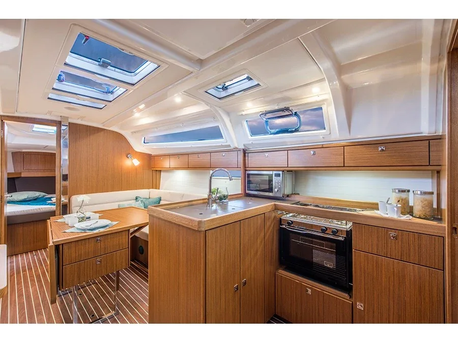 Yacht BAVARIA Cruiser 37 - Gust - Foto 1