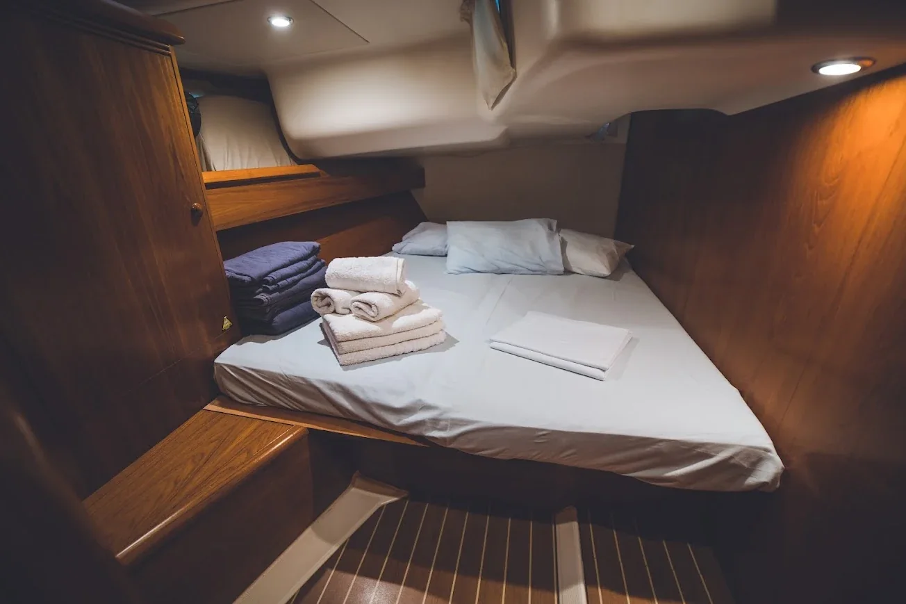 Yacht JEANNEAU Sun Odyssey 49i - Anax - Foto 1