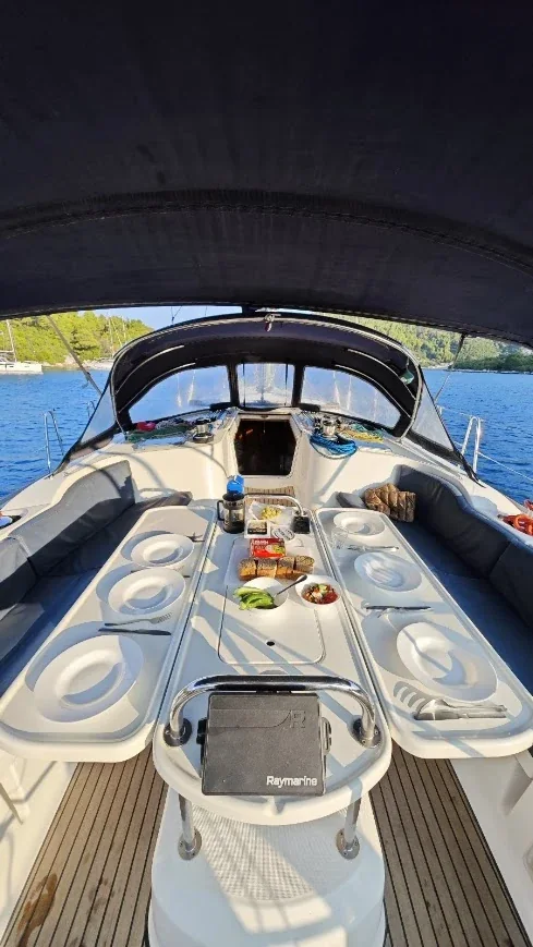 Yacht JEANNEAU Sun Odyssey 49i - Anax - Foto 1