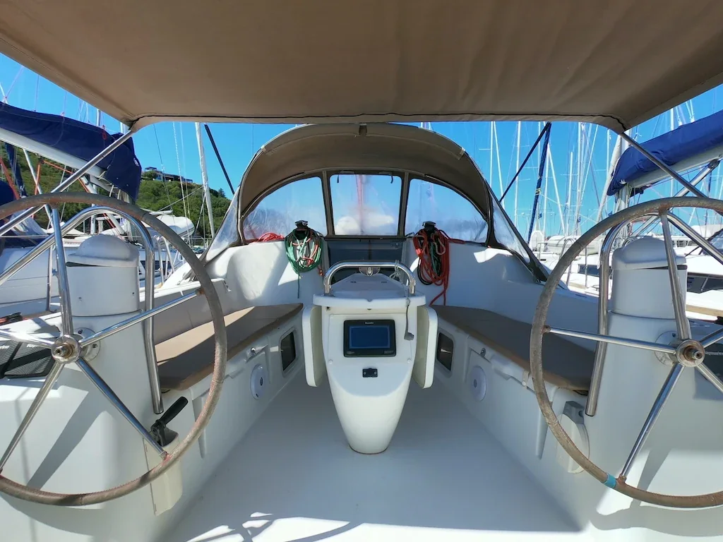 Yacht JEANNEAU Sun Odyssey 42i - Praha - Foto 1