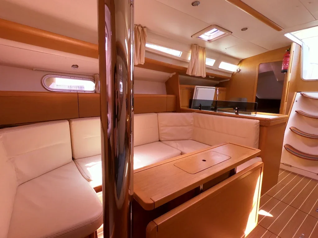 Yacht JEANNEAU Sun Odyssey 42i - Praha - Foto 1