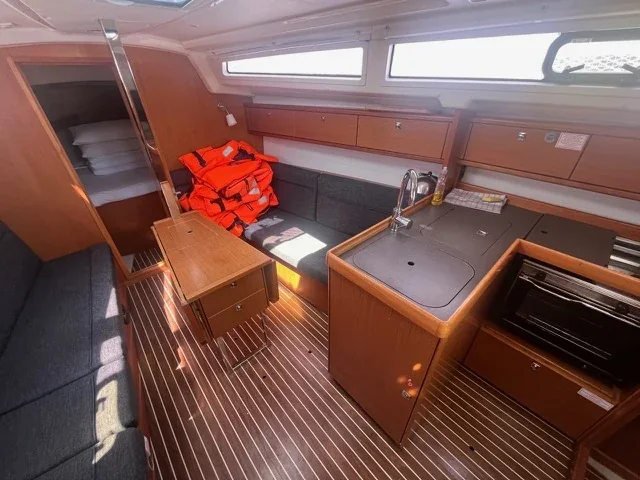 Yacht BAVARIA Cruiser 33 - Girica - Foto 1
