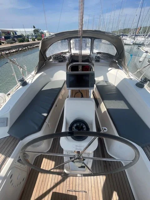 Yacht BAVARIA Cruiser 33 - Girica - Foto 1