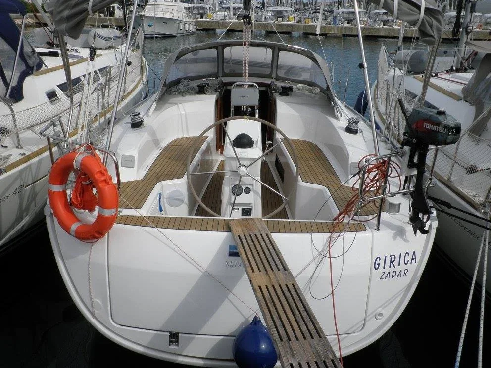 Yacht BAVARIA Cruiser 33 - Girica - Foto 1