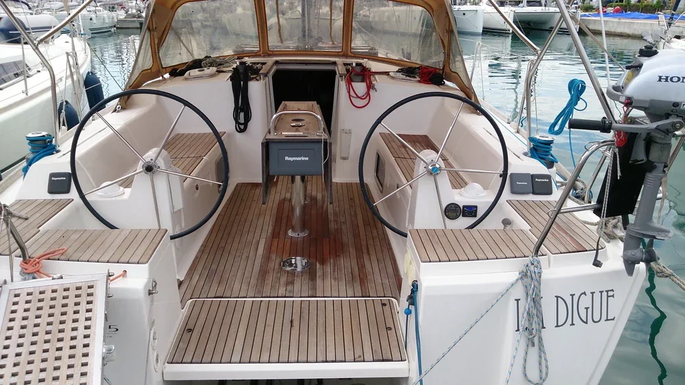 Yacht DUFOUR 405 Grand Large - La Digue - Foto 1
