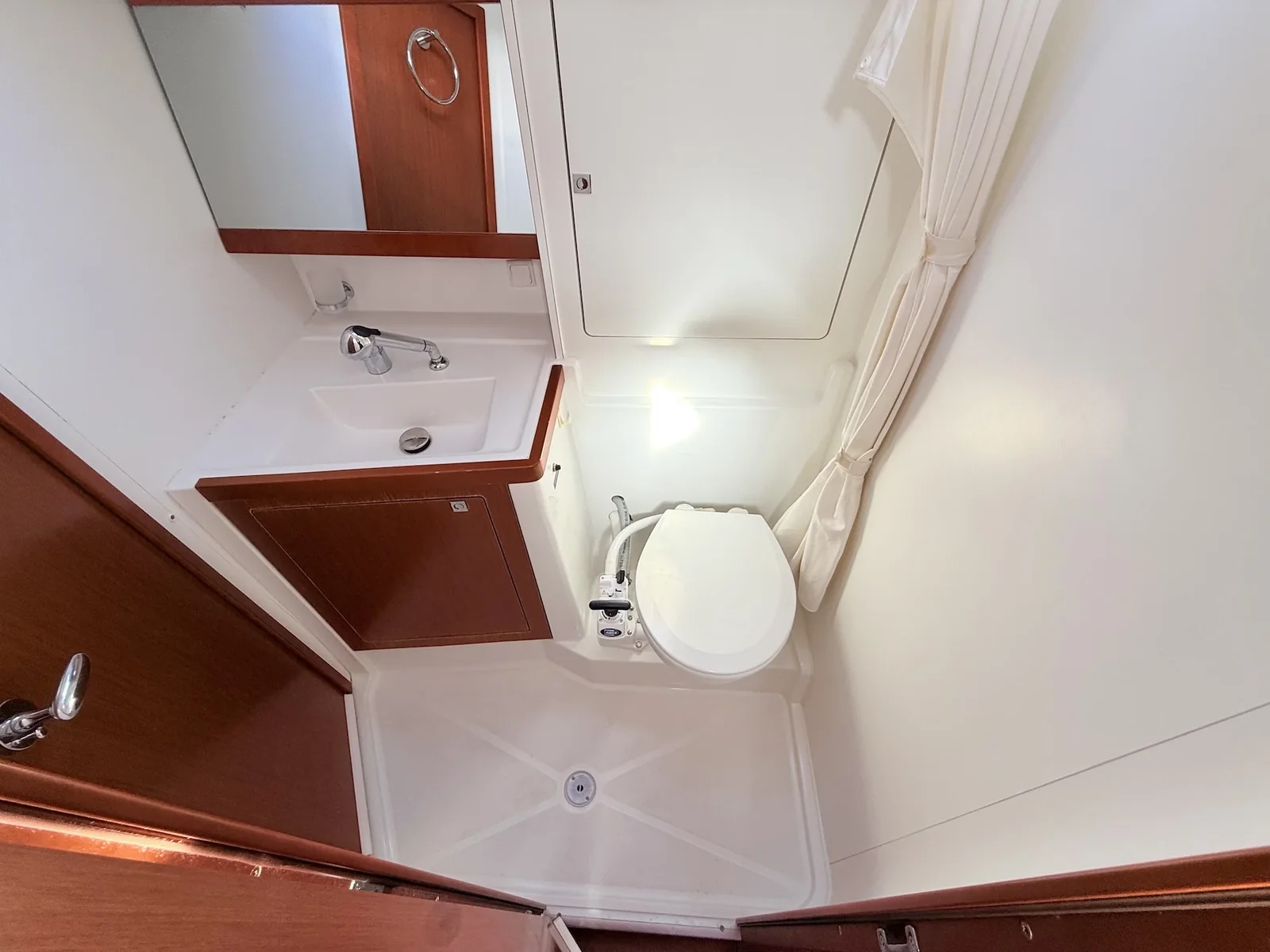 Yacht BENETEAU Oceanis 48 - Lucy - Foto 34