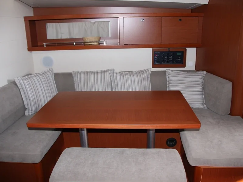 Yacht BENETEAU Oceanis 45 - Tonic - Foto 1