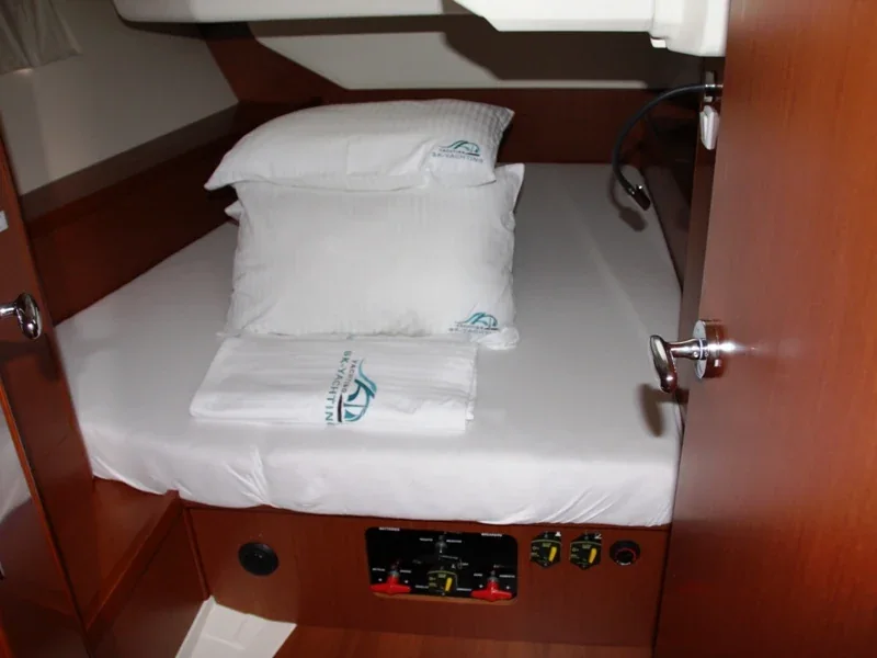 Yacht BENETEAU Oceanis 45 - Tonic - Foto 1