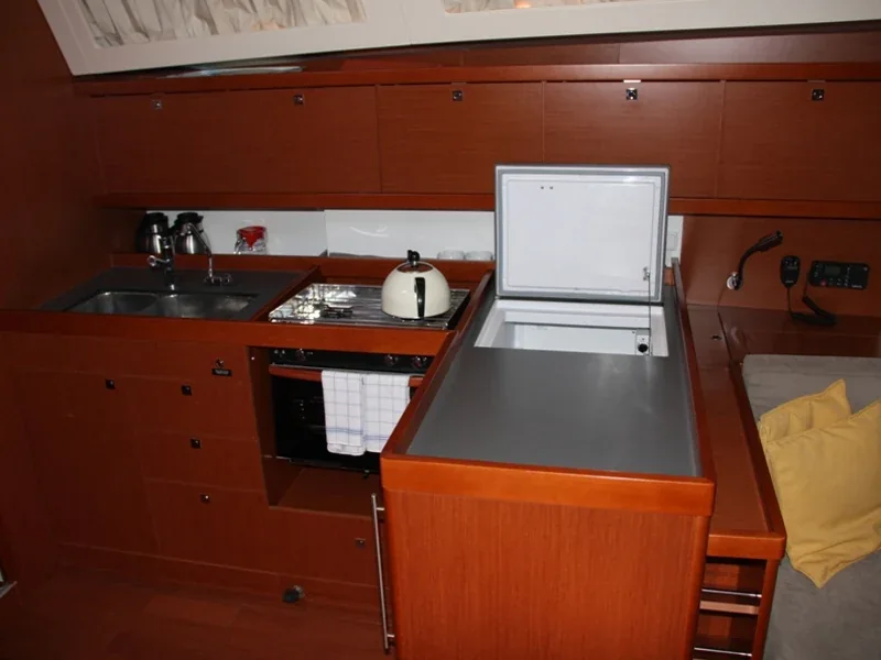 Yacht BENETEAU Oceanis 45 - Tonic - Foto 1