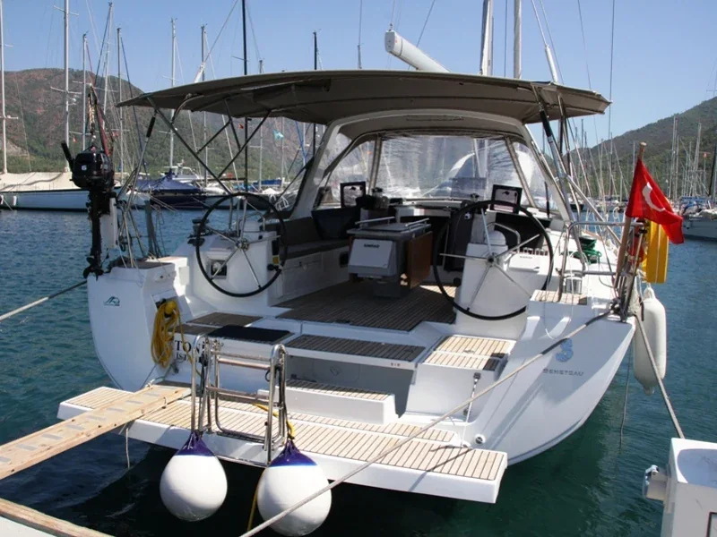 Yacht BENETEAU Oceanis 45 - Tonic - Foto 1