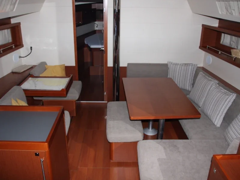Yacht BENETEAU Oceanis 45 - Tonic - Foto 1