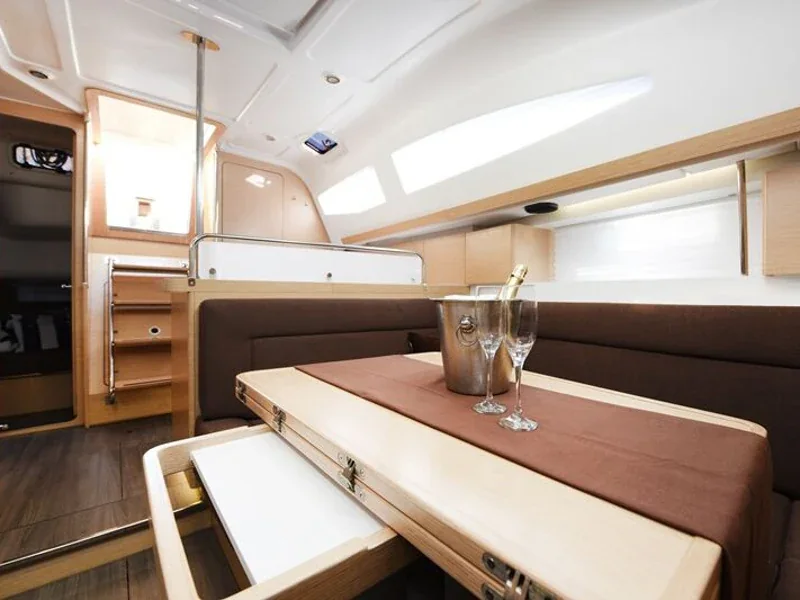 Yacht ELAN Impression 40 - Vili - Foto 1
