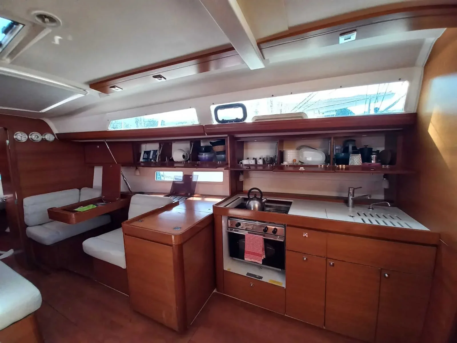 Yacht DUFOUR 410 Grand Large - Julia - Foto 1