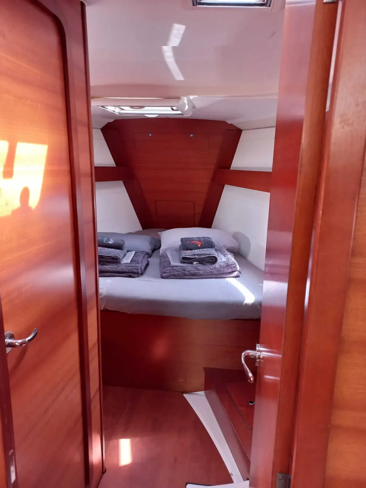 Yacht DUFOUR 410 Grand Large - Julia - Foto 1