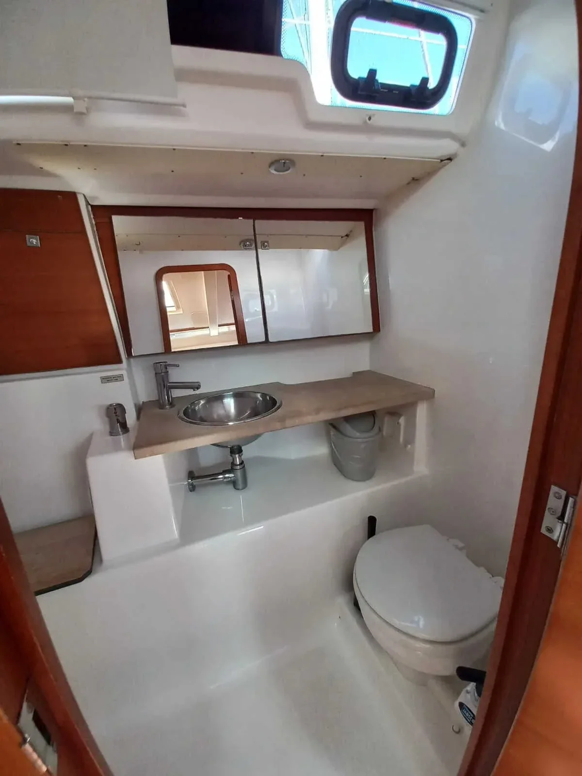 Yacht DUFOUR 410 Grand Large - Julia - Foto 1