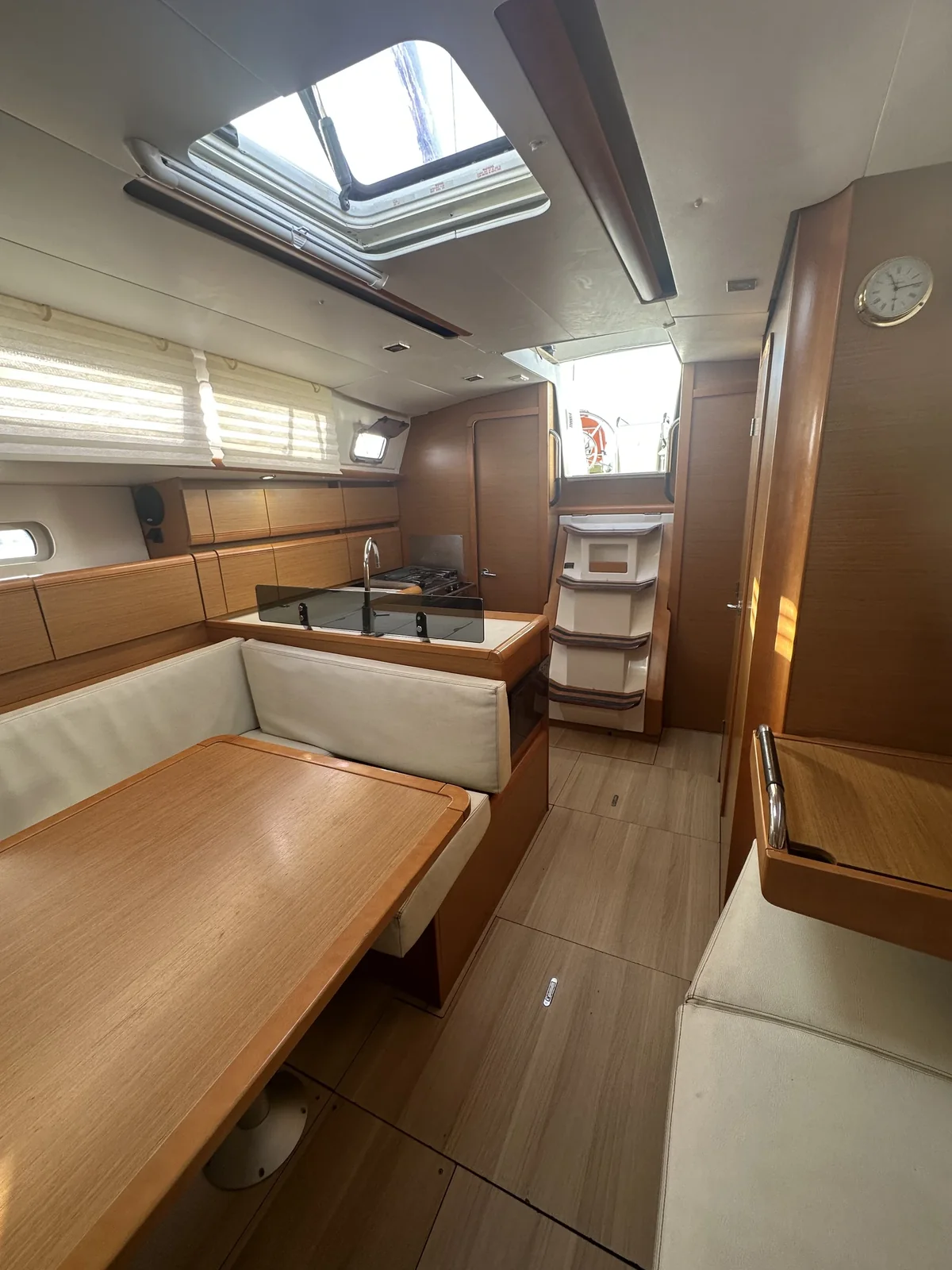 Yacht JEANNEAU Sun Odyssey 379 - Oyster Shell - Foto 1