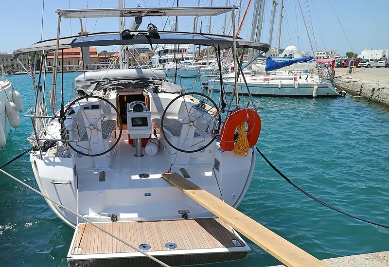 Yacht BAVARIA Cruiser 37 - Nenemia - Foto 1