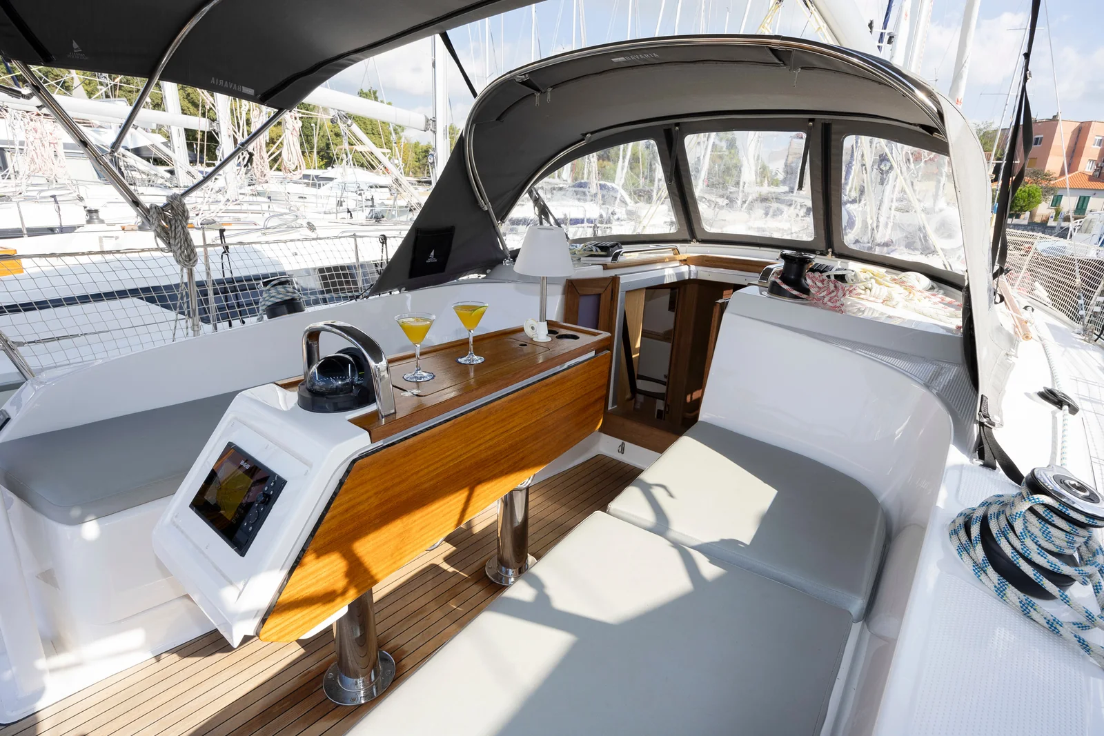 Yacht BAVARIA Cruiser 37 Style - Fortunata - Foto 1