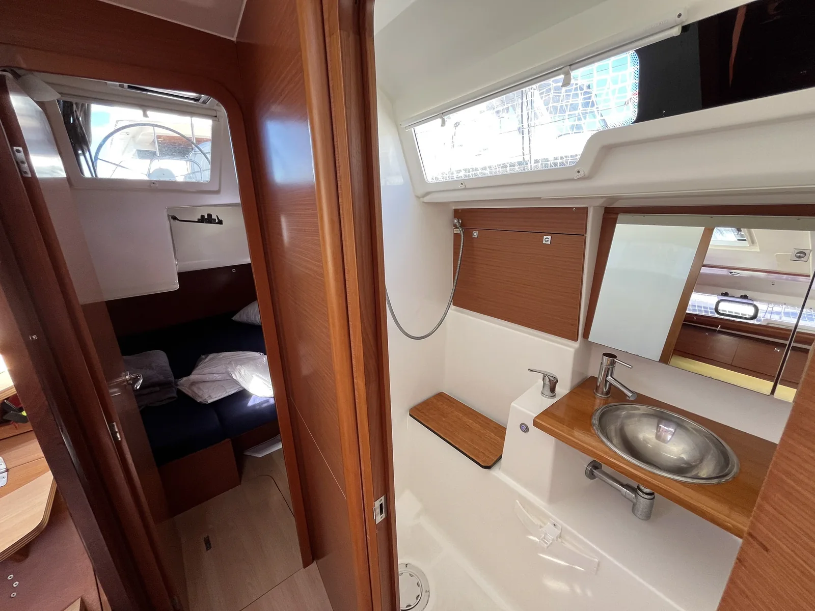 Yacht DUFOUR 412 Grand Large - Domi - Foto 1