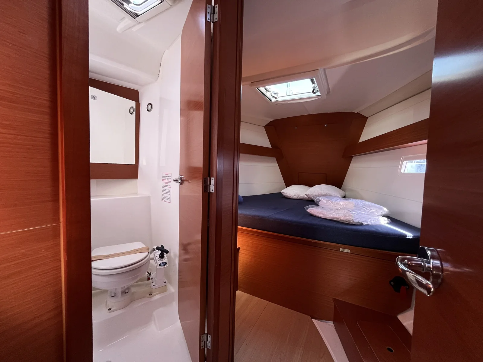 Yacht DUFOUR 412 Grand Large - Domi - Foto 1