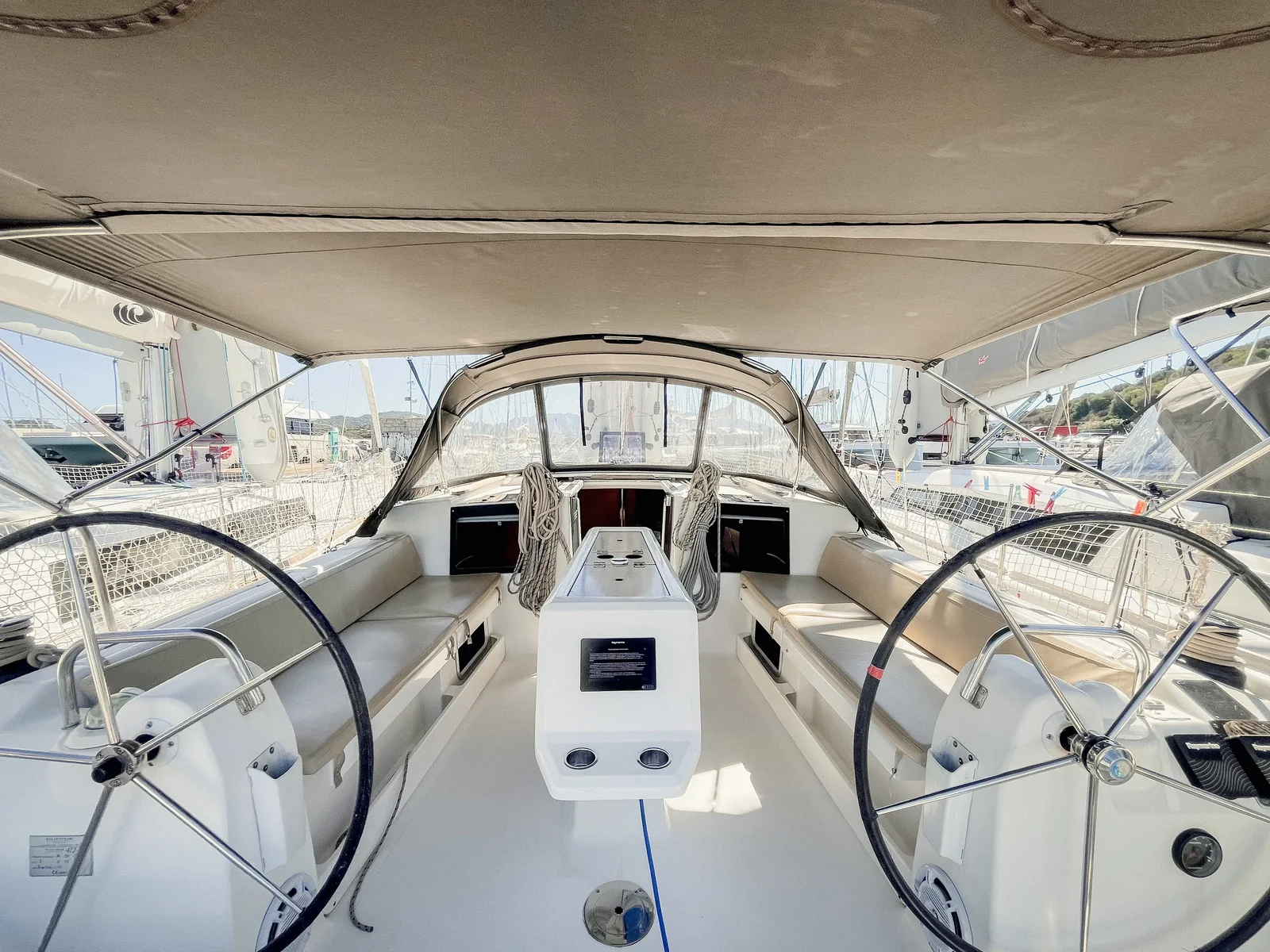Yacht DUFOUR 412 Grand Large - Domi - Foto 1